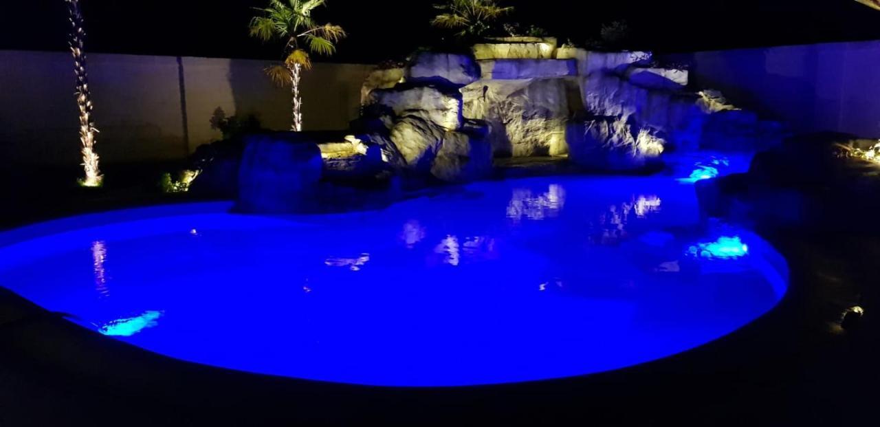 Villa Zecca Con Piscina Lecce Bagian luar foto